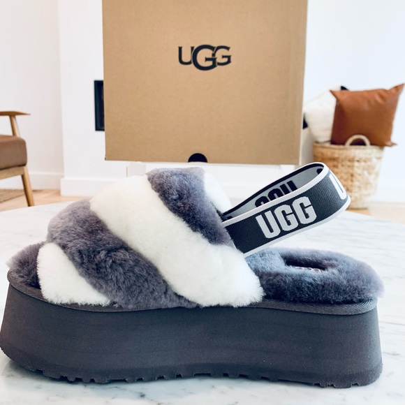 New UGG Disco Stripe Slide - Picture 2 of 12